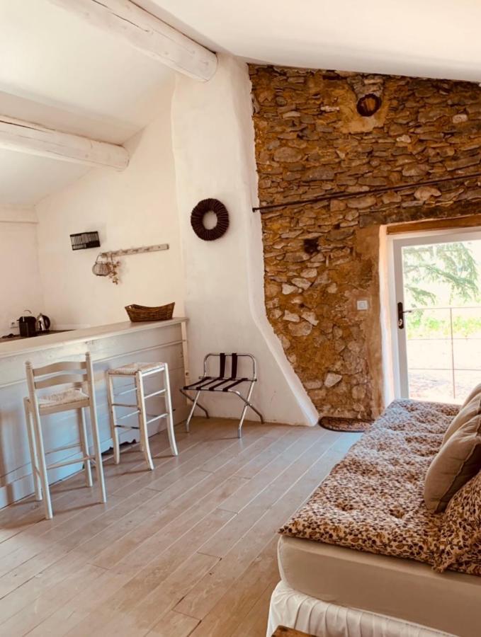 Le Vieux Portail Bed and Breakfast Saint-Saturnin-d'Apt Eksteriør billede