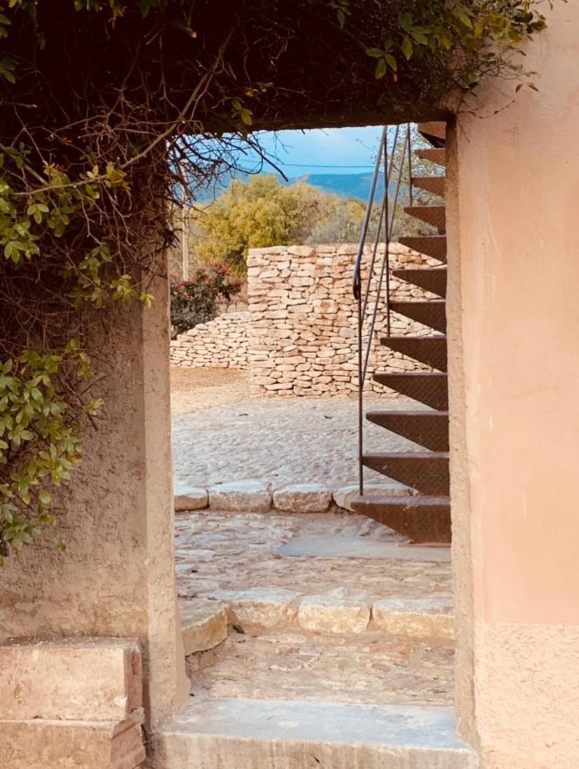 Le Vieux Portail Bed and Breakfast Saint-Saturnin-d'Apt Eksteriør billede