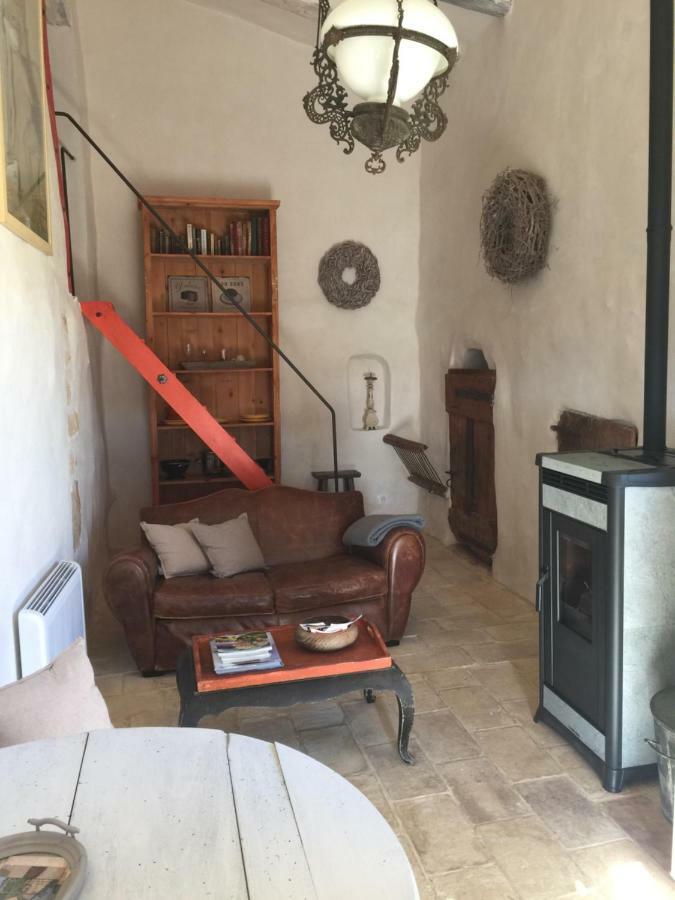 Le Vieux Portail Bed and Breakfast Saint-Saturnin-d'Apt Eksteriør billede